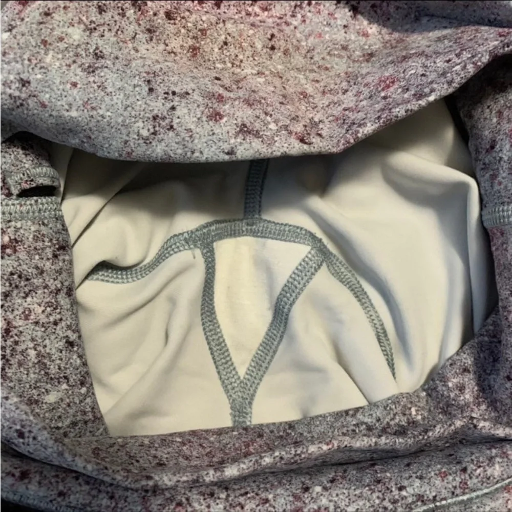 Lululemon wunder under